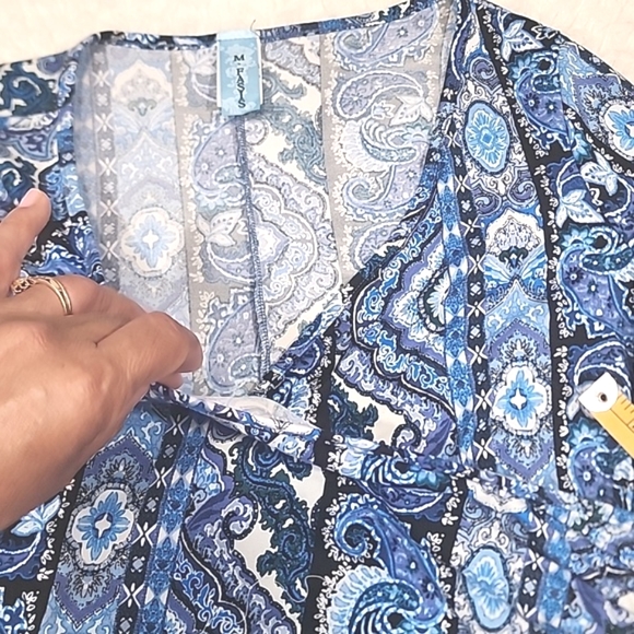 M. Fasis Bodycon Paisley Blue Dress. M - Picture 10 of 12
